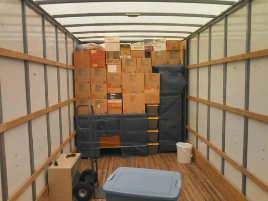 M & R Movers LLC